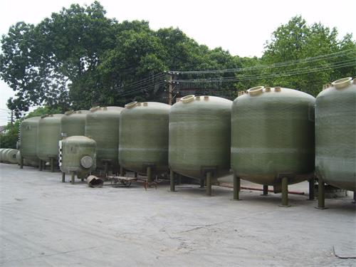 河北酸堿玻璃鋼儲罐廠家直銷  酸堿玻璃鋼儲罐哪家好