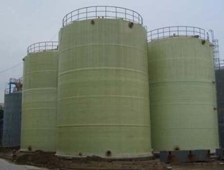 大型玻璃鋼儲(chǔ)水罐，玻璃鋼儲(chǔ)水罐怎樣補(bǔ)漏